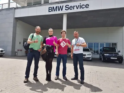 Vielen Dank an Mikhail und Viktoriya für den super Töffservice!