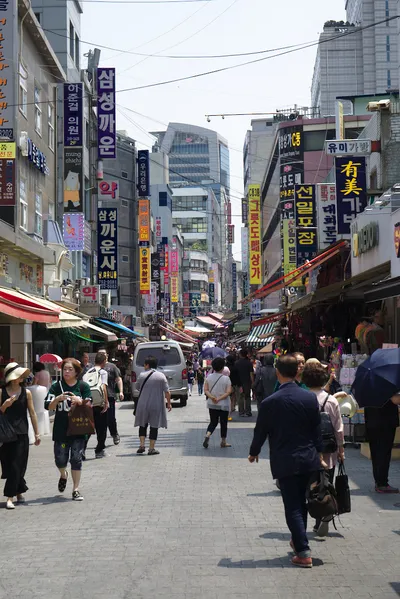 Typische Strassenkulisse von Seoul
